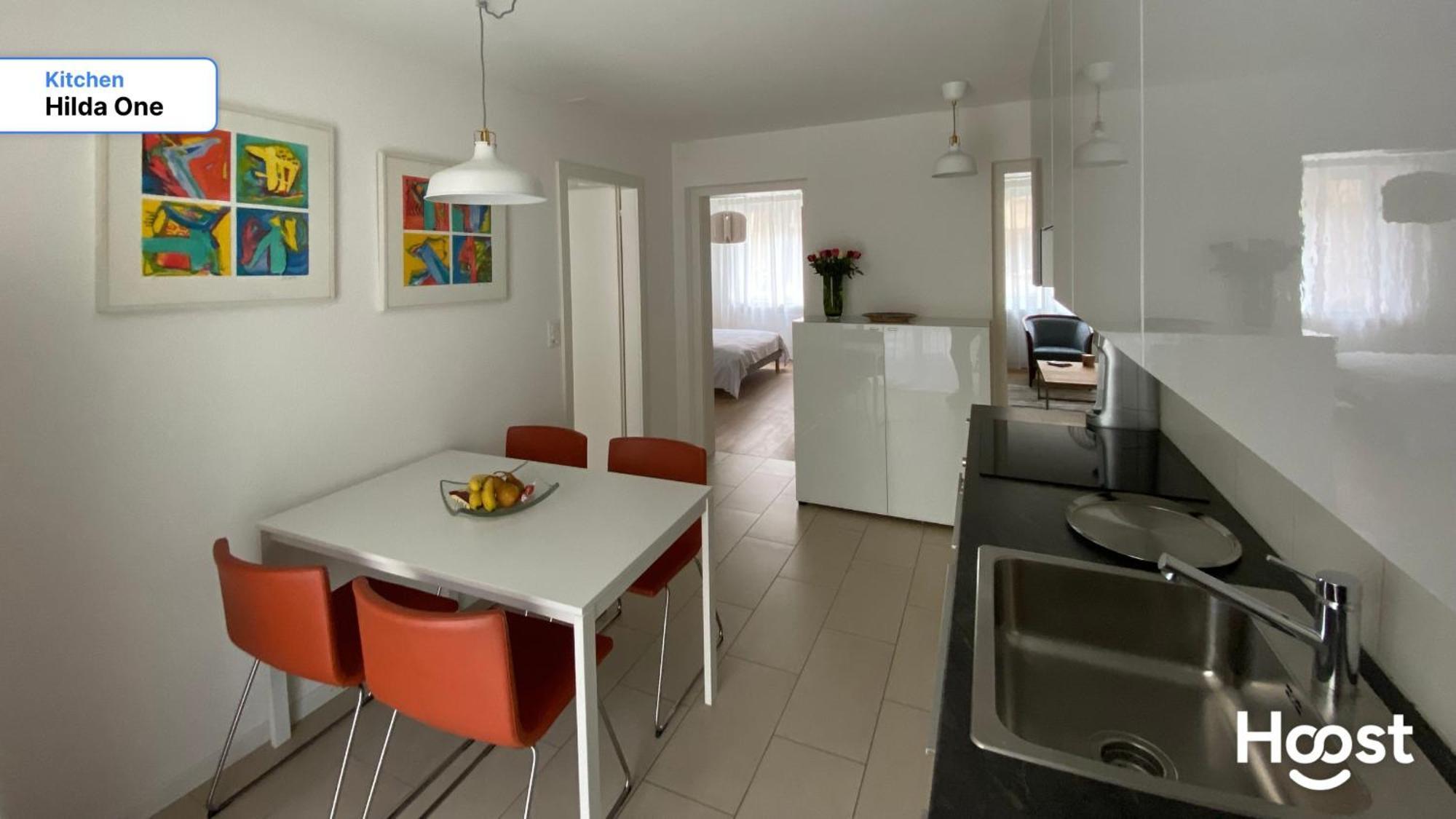 H1 With 4,5 Room, Bathroom, Kitchen, Central, Quiet & Modern With Office Цюрих Экстерьер фото