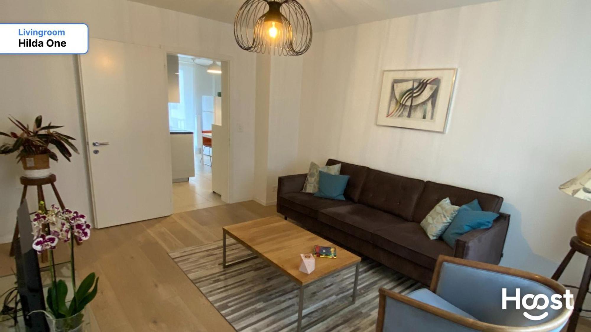 H1 With 4,5 Room, Bathroom, Kitchen, Central, Quiet & Modern With Office Цюрих Экстерьер фото